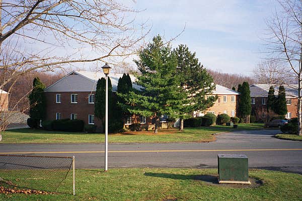 10_07.jpg (47394 bytes)